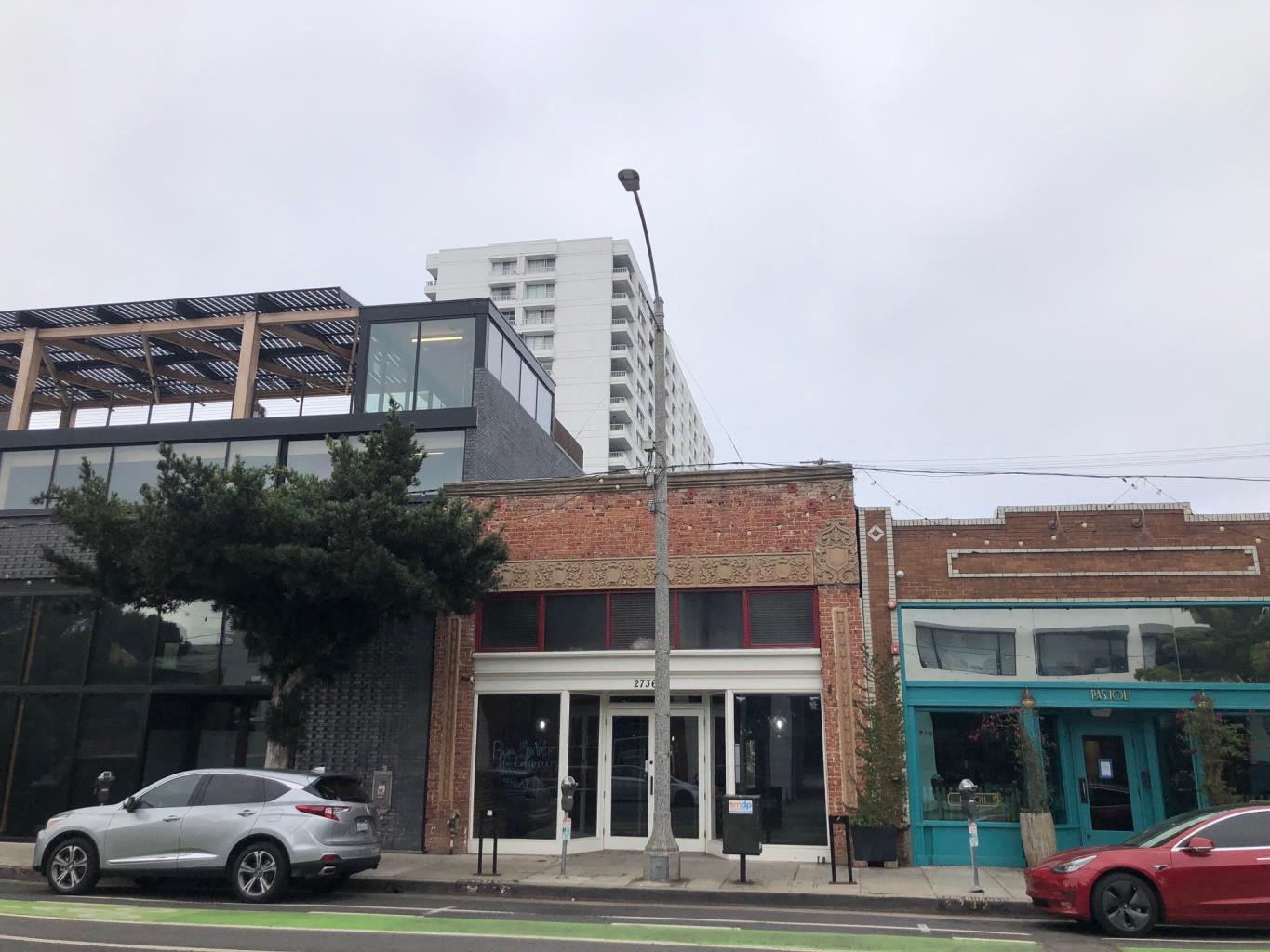 2736 Main Street